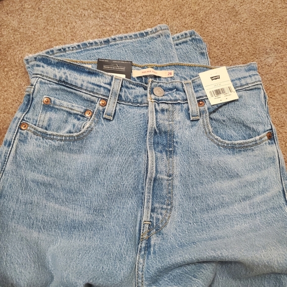 Levi's Ribcage Flare Bootcut  Jeans - Picture 12 of 13